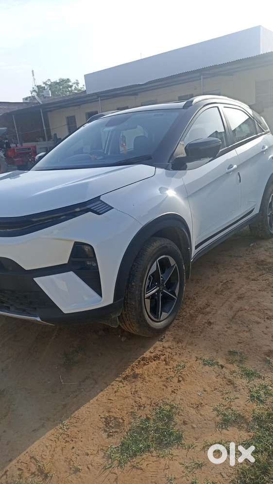Tata Nexon Petrol 2025