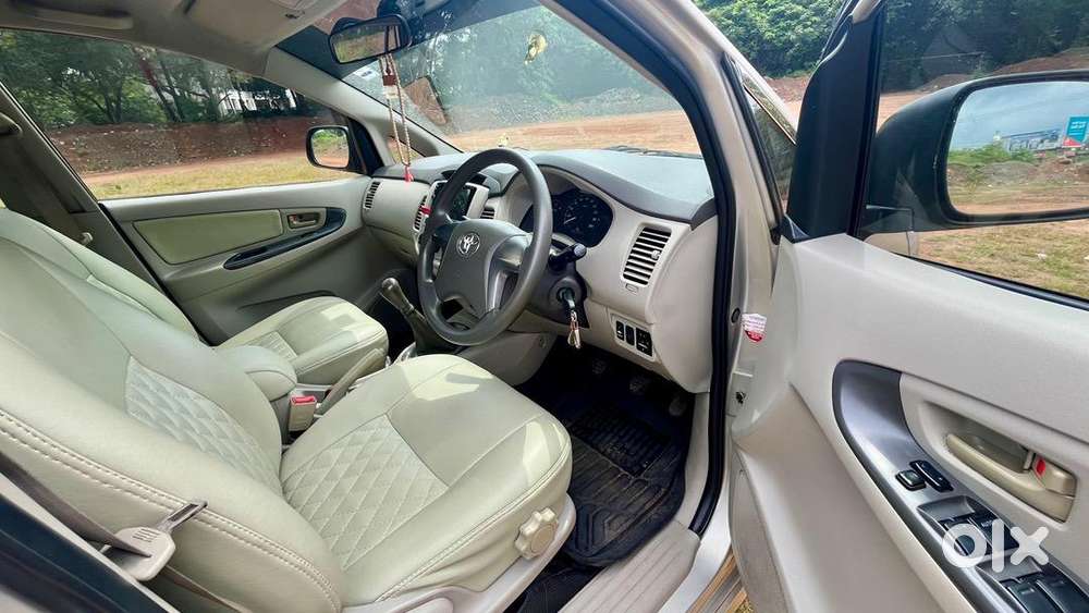 Toyota Innova 2013 Diesel 160000 Km Driven