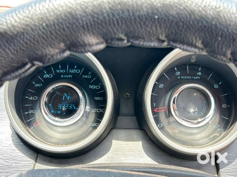 Mahindra Xuv500 2017 Diesel 93000 Km Driven