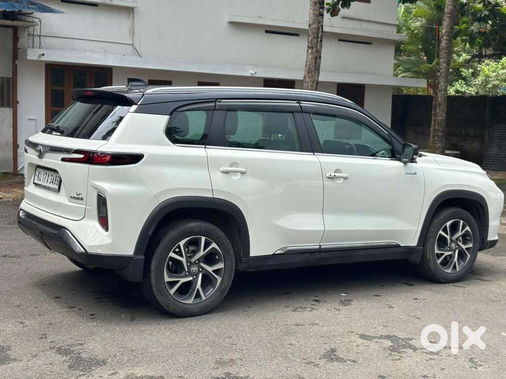 2022 Toyota Hyryder Hybrid V Automatic