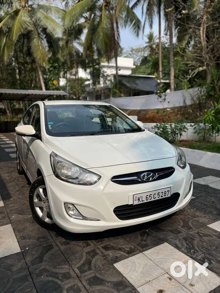 Hyundai Verna 1.6 Sx 2012