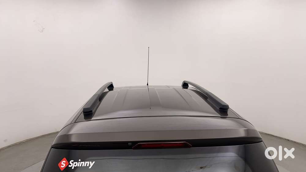 Renault Triber Rxz, 2022, Petrol