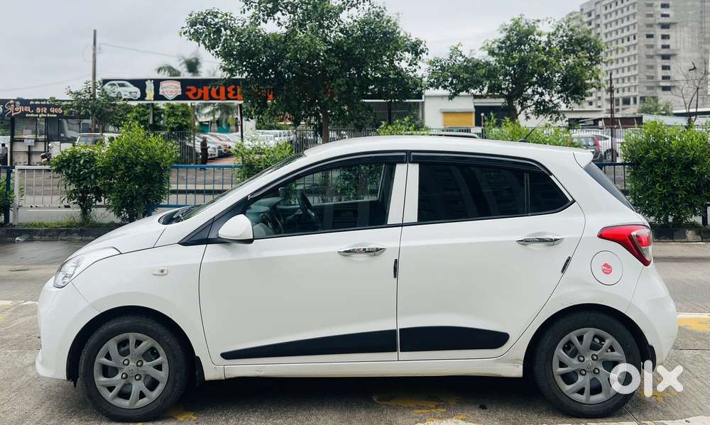 Hyundai Grand I10 Magna O At Petrol, 2017, Cng & Hybrids