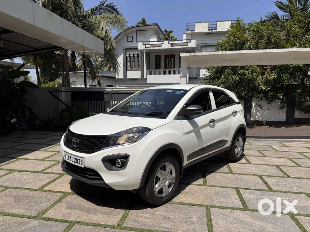 Tata Nexon 1.2 Revotron Xma Amt (s), 2020, Diesel