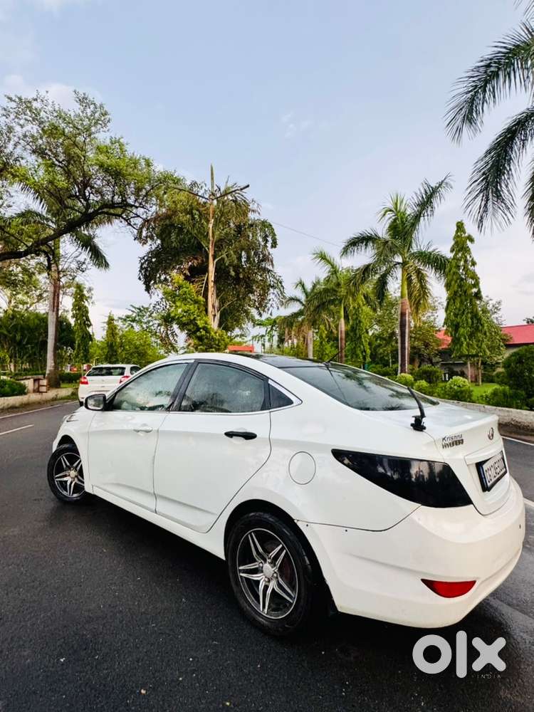 Hyundai Verna Crdi 2012 Model