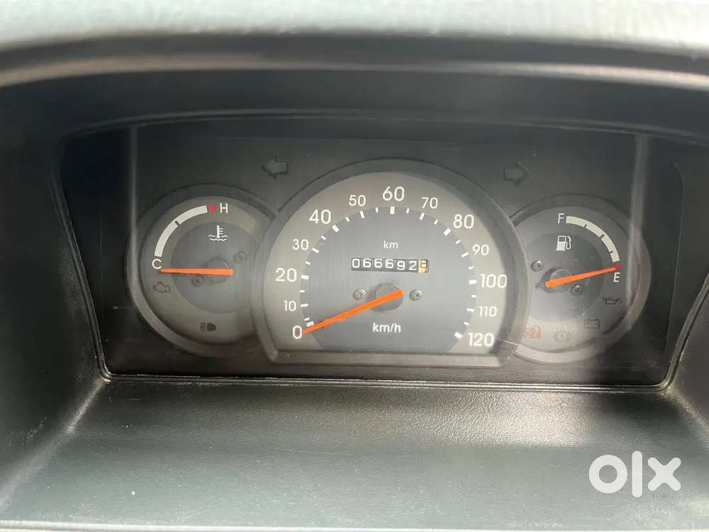 Maruti Suzuki Omni 2011, 66820 Km Driven
