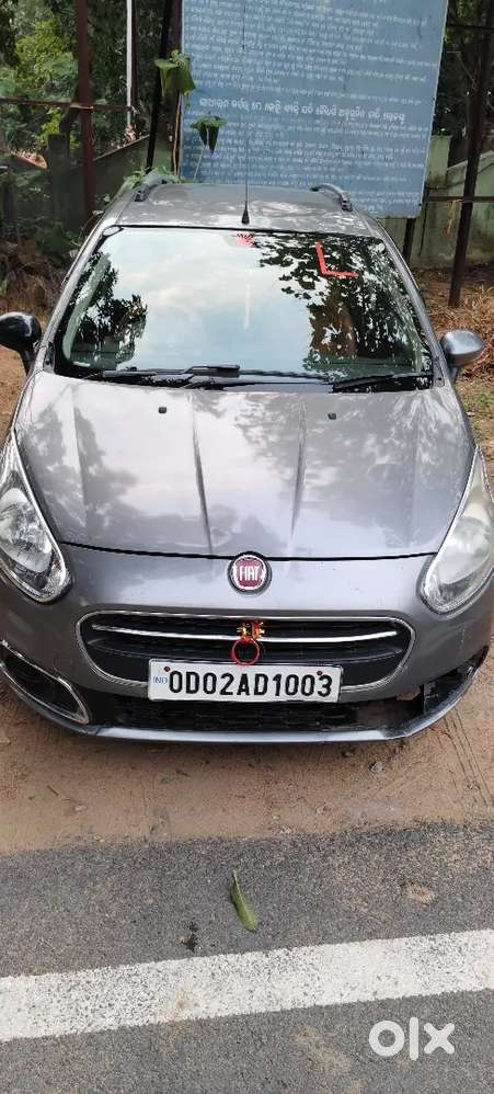 Fiat Punto 2016 Diesel 85000 Km Driven, Mileage 28+
