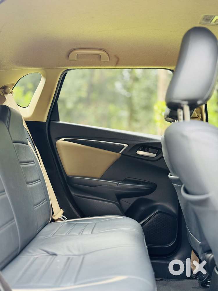 Honda Jazz V Cvt, 2017, Petrol