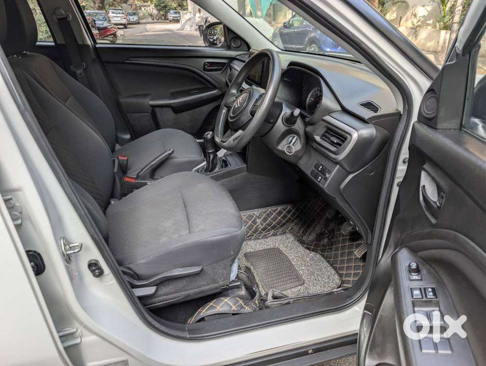 Maruti Suzuki Brezza 1.5 Vxi Smart Hybrid, 2023, Petrol