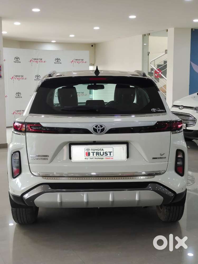 Toyota Urban Cruiser Hyryder 1.5 V Neo Drive At, 2024, Petrol
