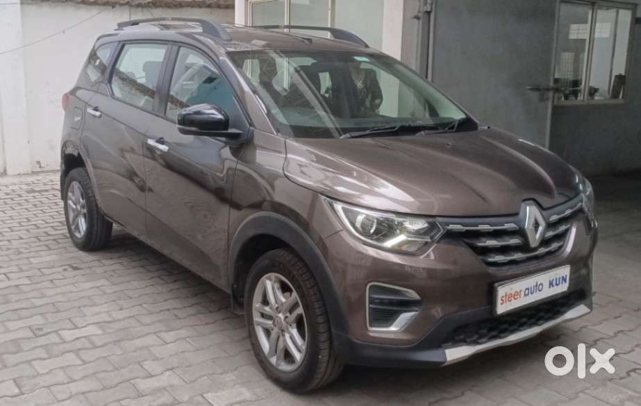 Renault Triber Rxz, 2023, Petrol