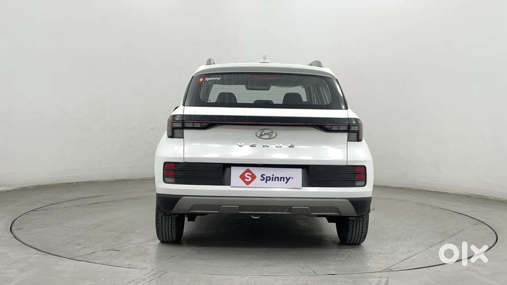 Hyundai Venue 1.2 S (o), 2023, Petrol