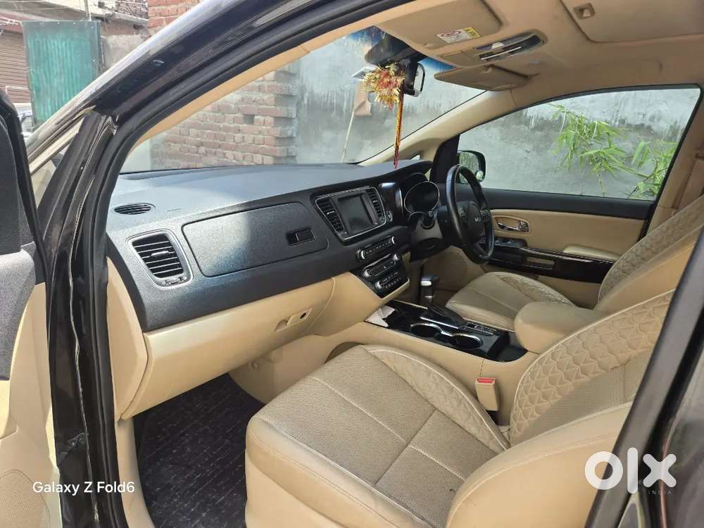 Kia Carnival Limousine Plus 2023 – Black (single Owner  Immaculate