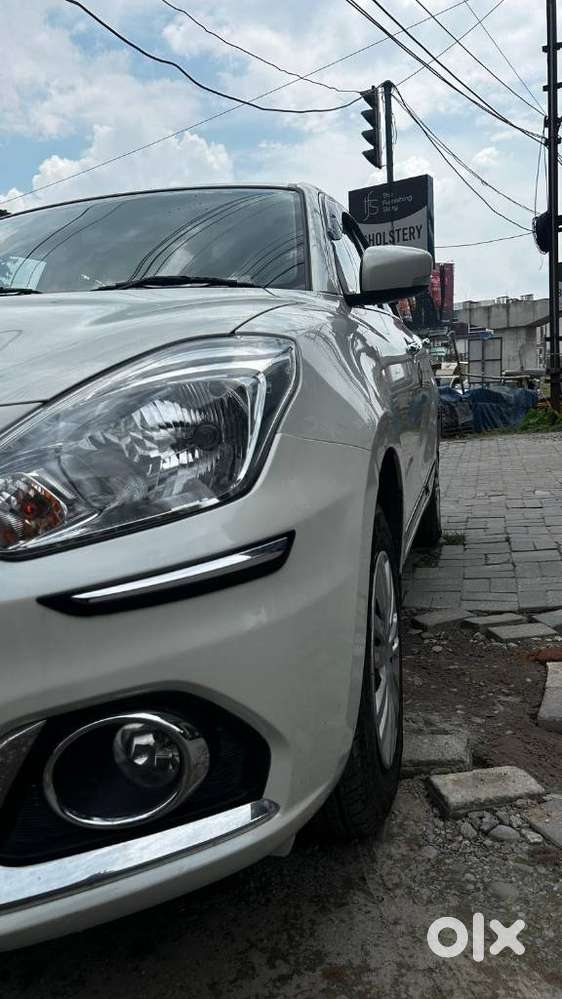 Maruti Suzuki Dzire 1.2 Vxi, 2023, Petrol
