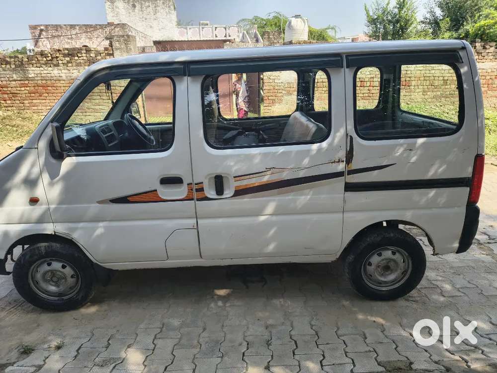 Maruti Suzuki Eeco Smiles 2017