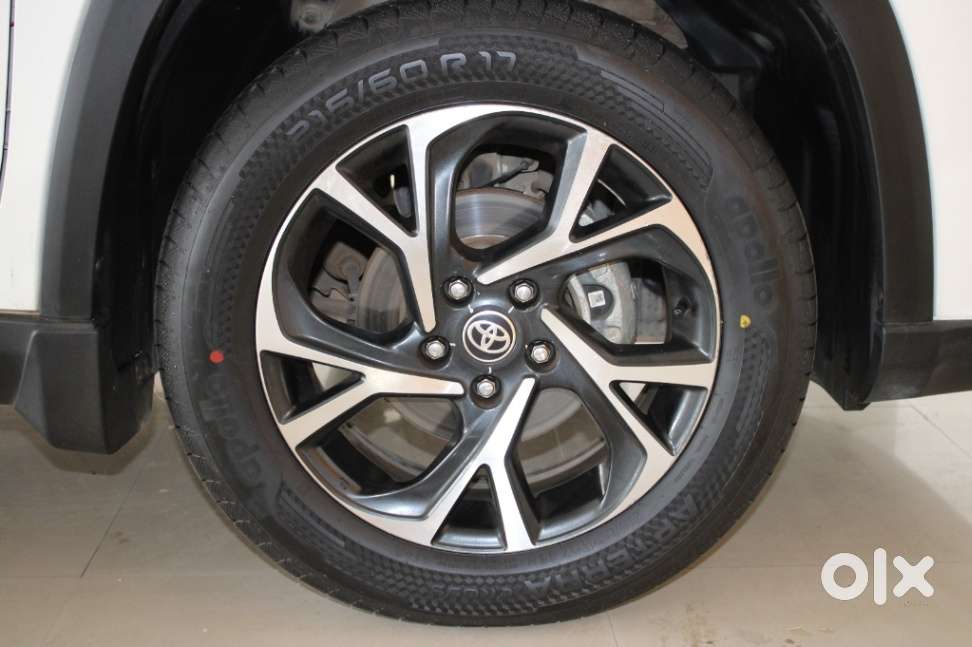 Toyota Urban Cruiser Hyryder 1.5 V Neo Drive, 2023, Petrol