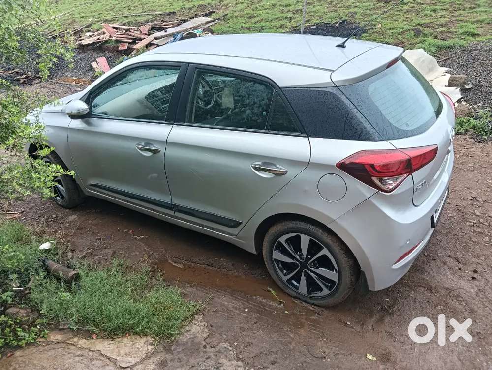 Hyundai Elite I20 2015 Petrol Well Maintained
Good Mileage 
All Good.