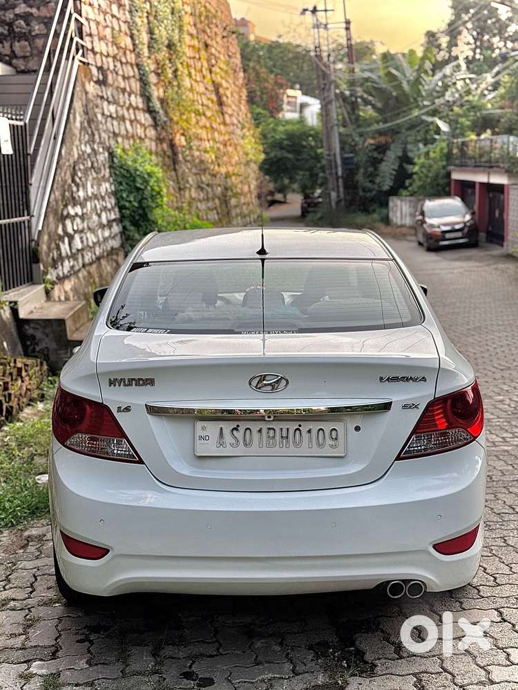 Hyundai Verna 1.6 Sx Vtvt, 2014, Petrol