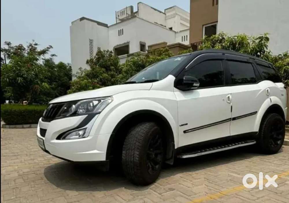 Mahindra Xuv500 2017 Diesel 100000 Km Driven