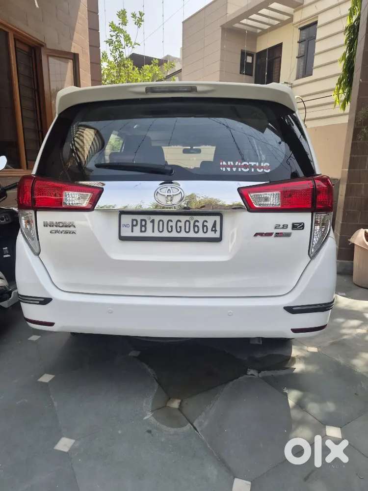 Toyota Innova Crysta 2017 Diesel 126000 Km Driven