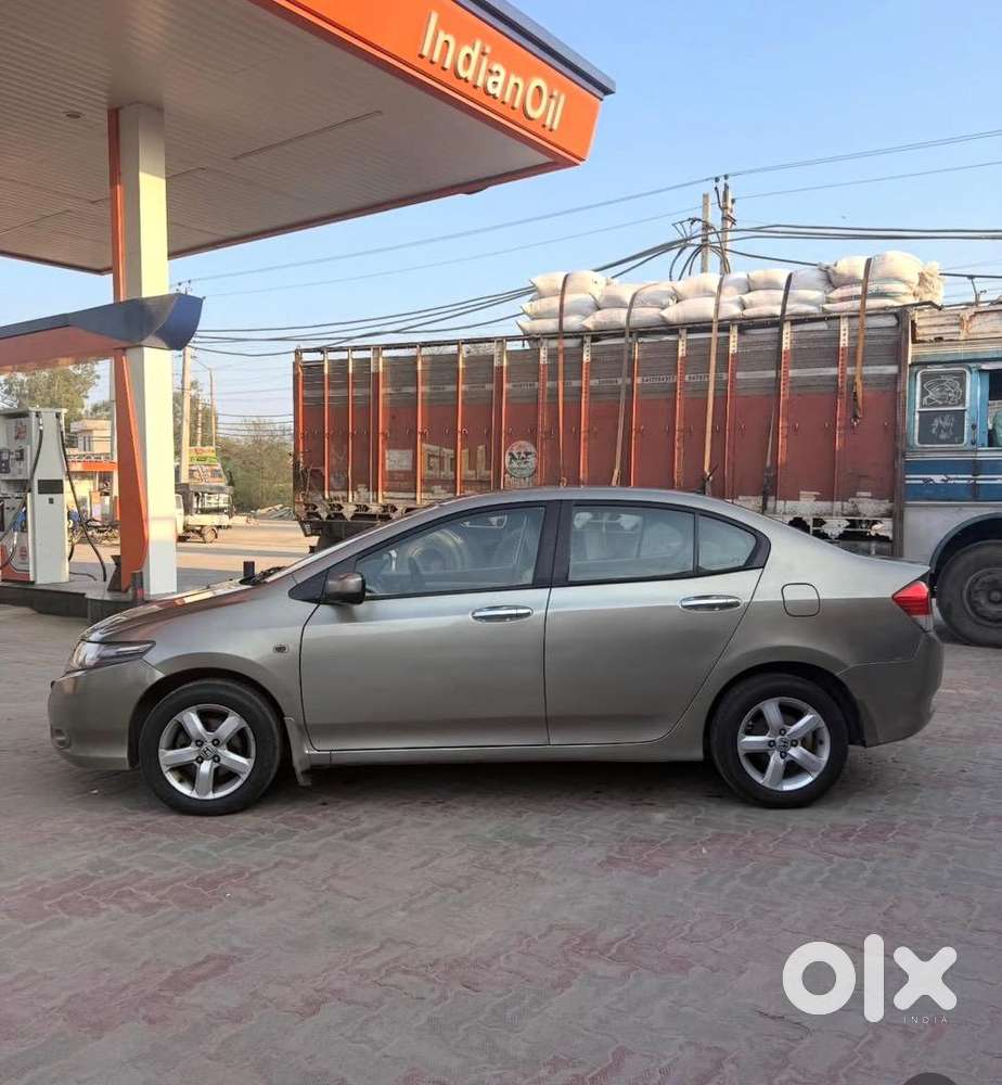 Honda City Vmt Ivetec 2011 Model