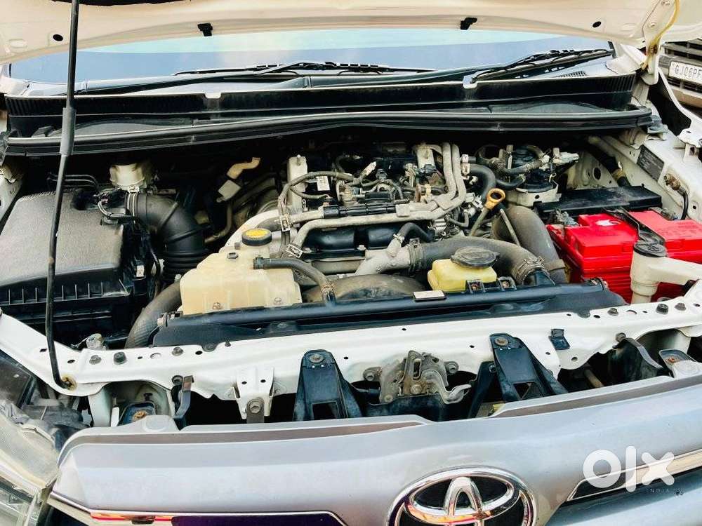 Toyota Innova Crysta 2.4 V 7 Str, 2016, Diesel