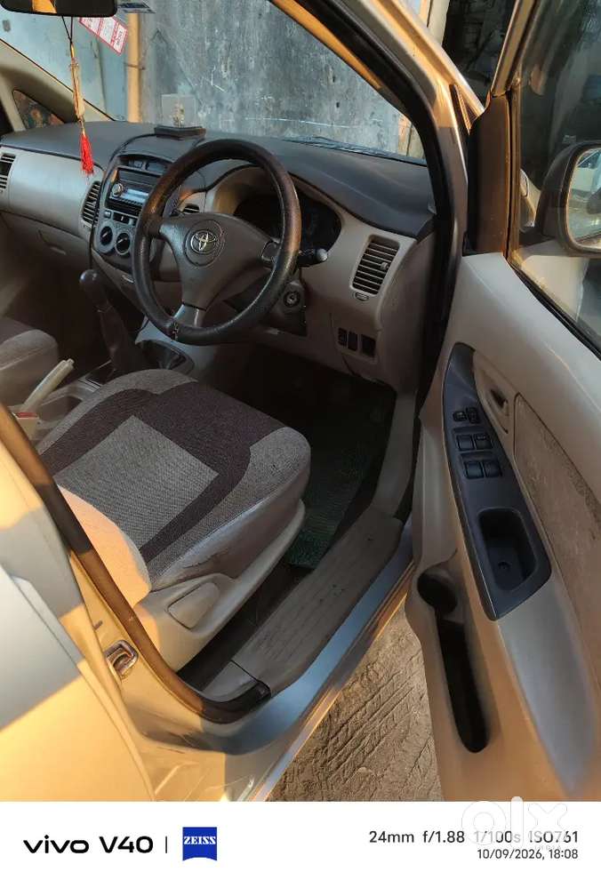 Toyota Innova 2007 डीज़ल मैनुअल