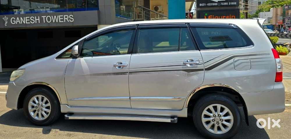 Toyota Innova 2.5 Vx 8 Seater Bs Iv, 2013, Diesel