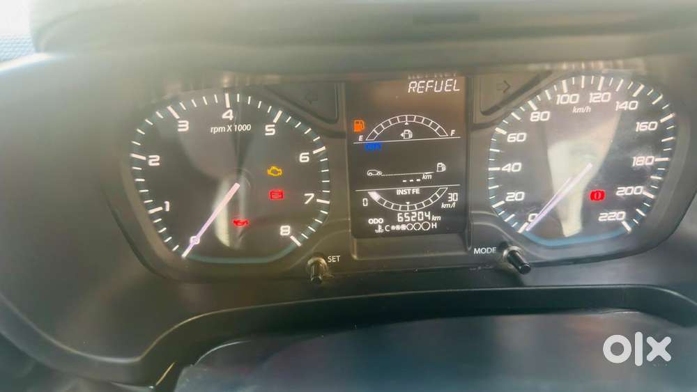 Tata Altroz 1.2 Xe, 2020, Petrol