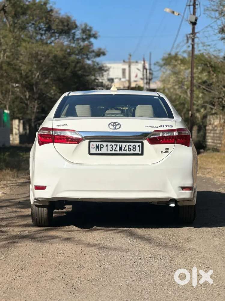 Toyota Corolla Altis 2016 Diesel 54000 Km Driven