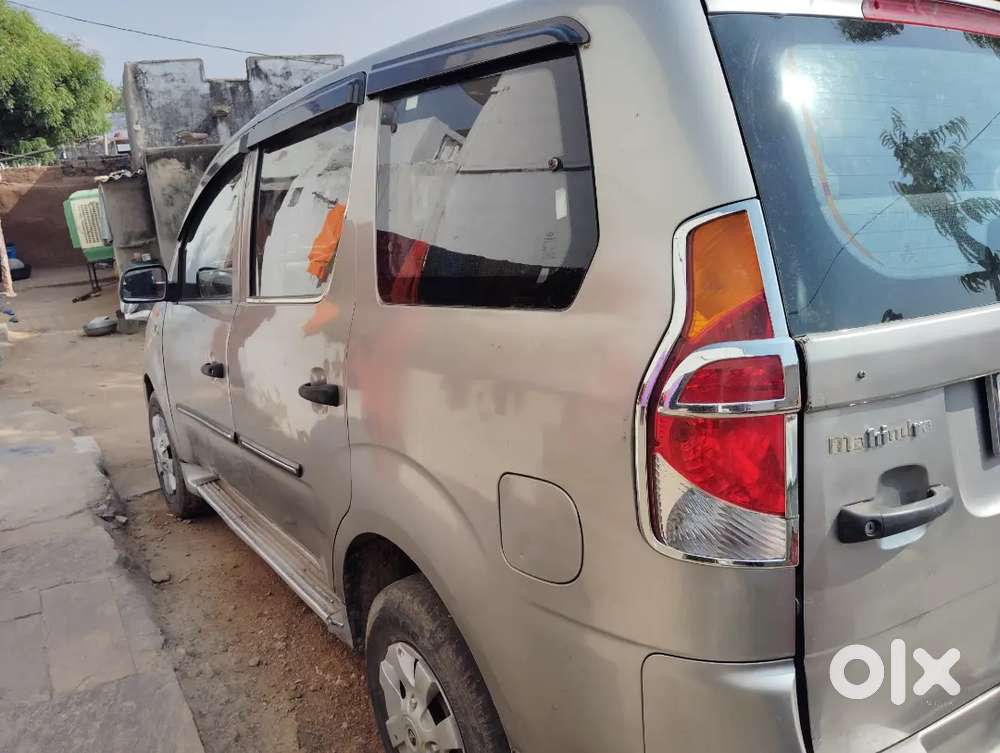 Mahindra Xylos