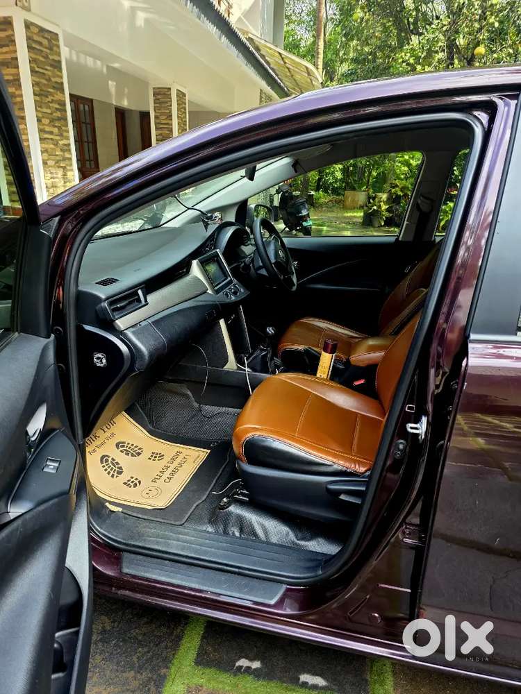 Toyota Innova Crysta 2017 Variant