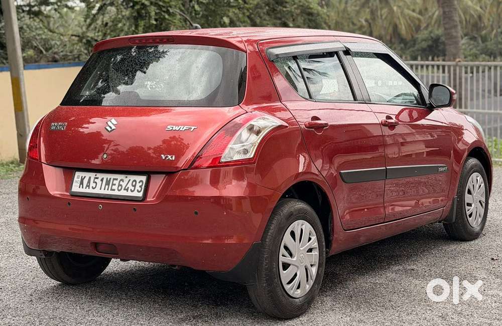 Maruti Suzuki Swift Vxi, 2013, Petrol