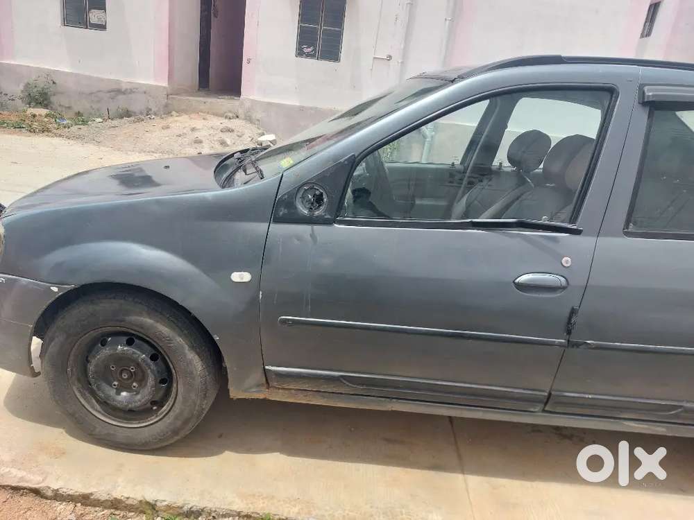 Mahindra E Verito 2013 Diesel Car