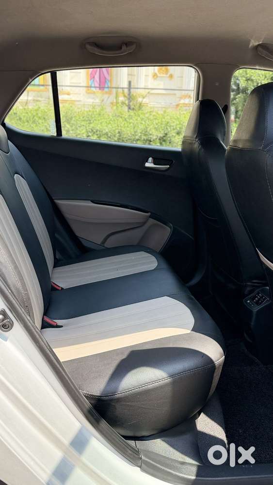 Hyundai Grand I10 2013-2016 At Sportz, 2014, Petrol