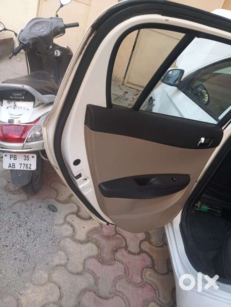 Hyundai I20 2012-2014 Magna Optional 1.2, 2014, Petrol