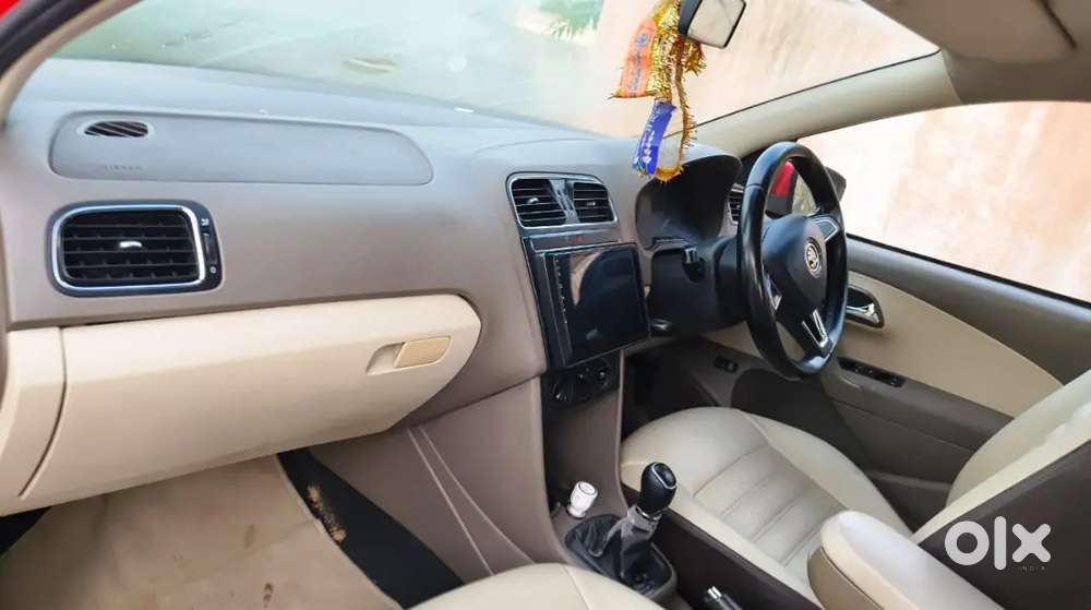Skoda Rapid 1.6 2014