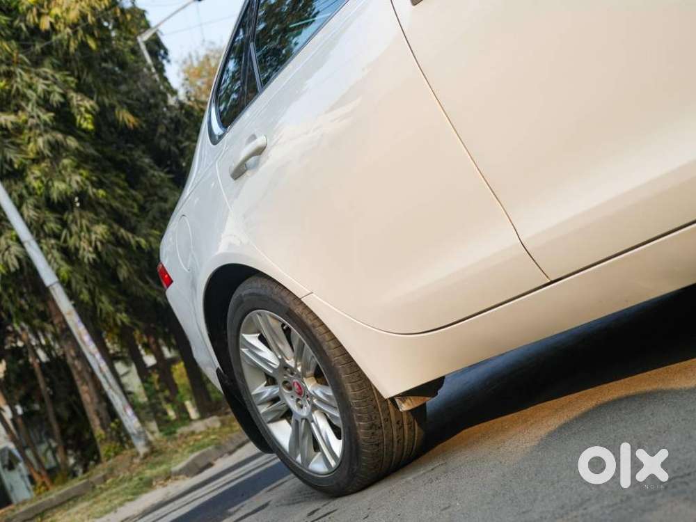 Jaguar Xf 2.0 Diesel Portfolio, 2017