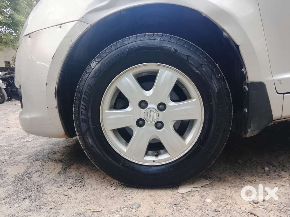 Maruti Suzuki Swift Dzire Zxi, 2011, Petrol