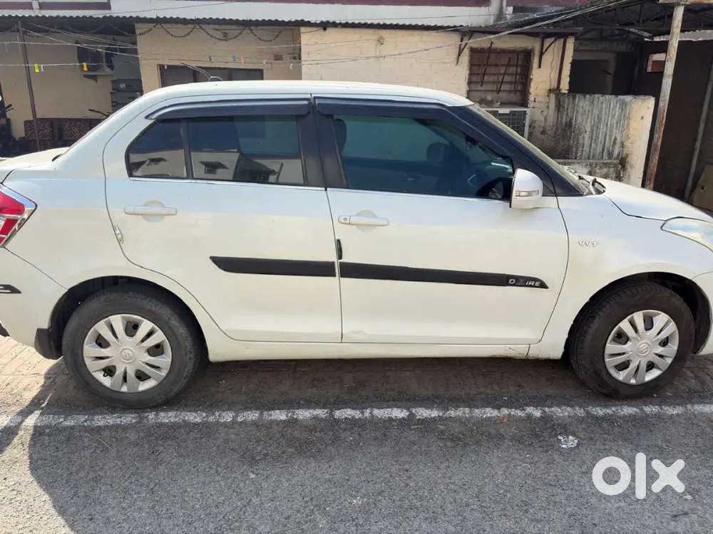 Maruti Suzuki Dzire 2014 Petrol 74000 Km Driven
