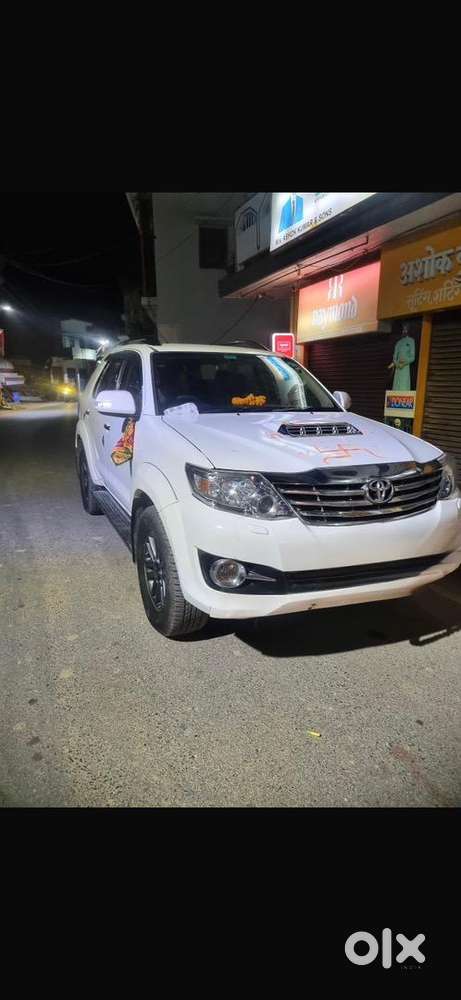 Toyota Fortuner 2015 Diesel Well Maintained