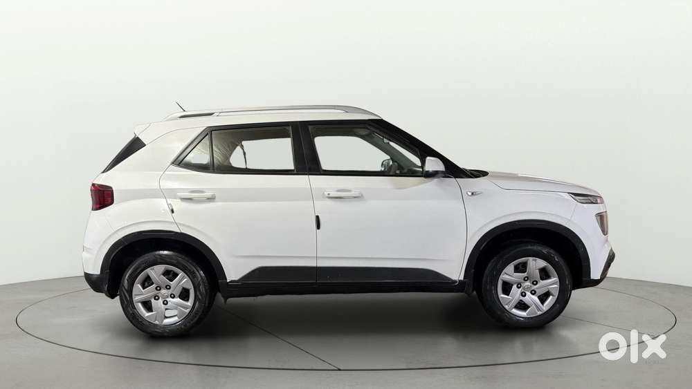 Hyundai Venue 1.2 S Plus, 2021, Petrol