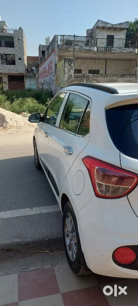 Showroom Condition Grand I10 Asta (o) 1.2 Auto Push Button Start