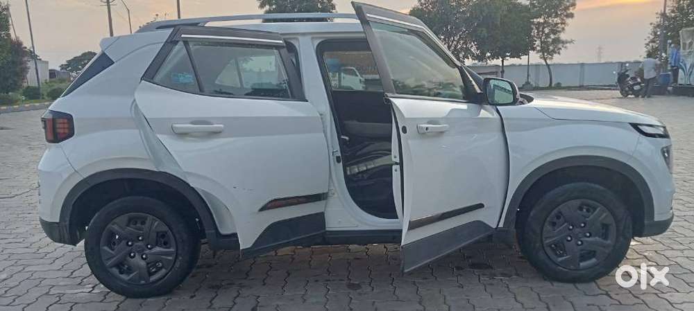 Hyundai Venue S Mt 1.2 Kappa, 2023, Petrol