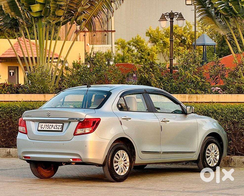 Maruti Suzuki Dzire 1.2 Vxi, 2024, Petrol