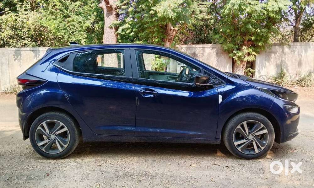 Tata Altroz 1.2 Xt Luxe Petrol, 2024, Petrol