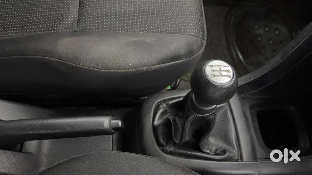 Maruti Suzuki Swift 1.2 Lxi (o), 2016, Petrol