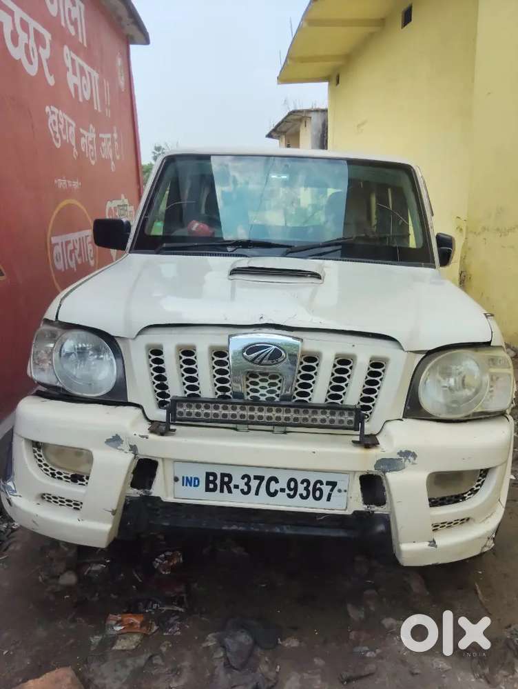 Mahindra Scorpio  2005