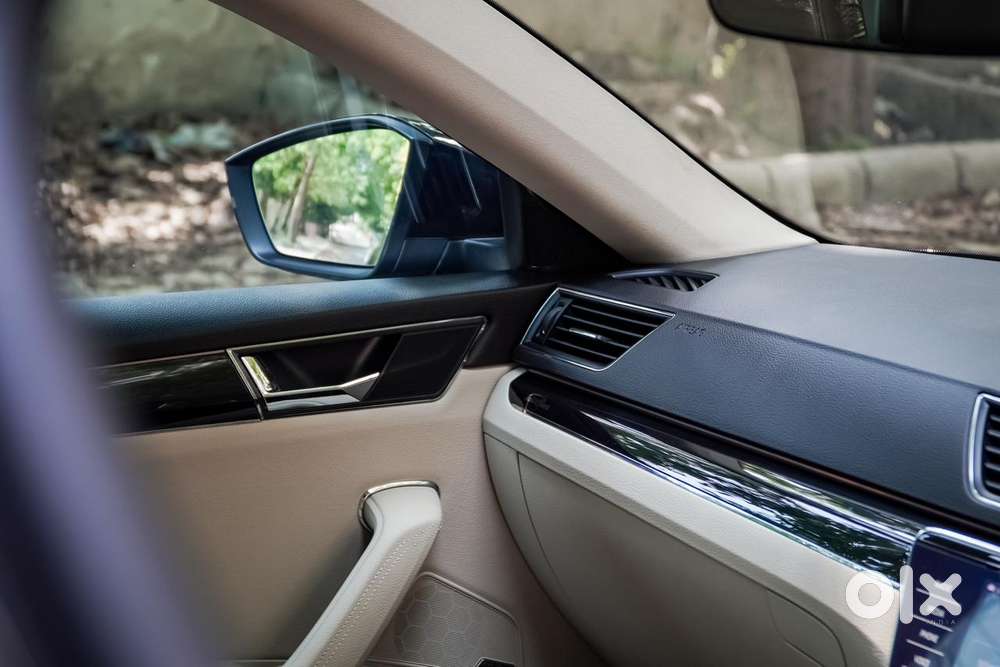 Skoda Superb L&k 2.0 Tdi At, 2023, Petrol