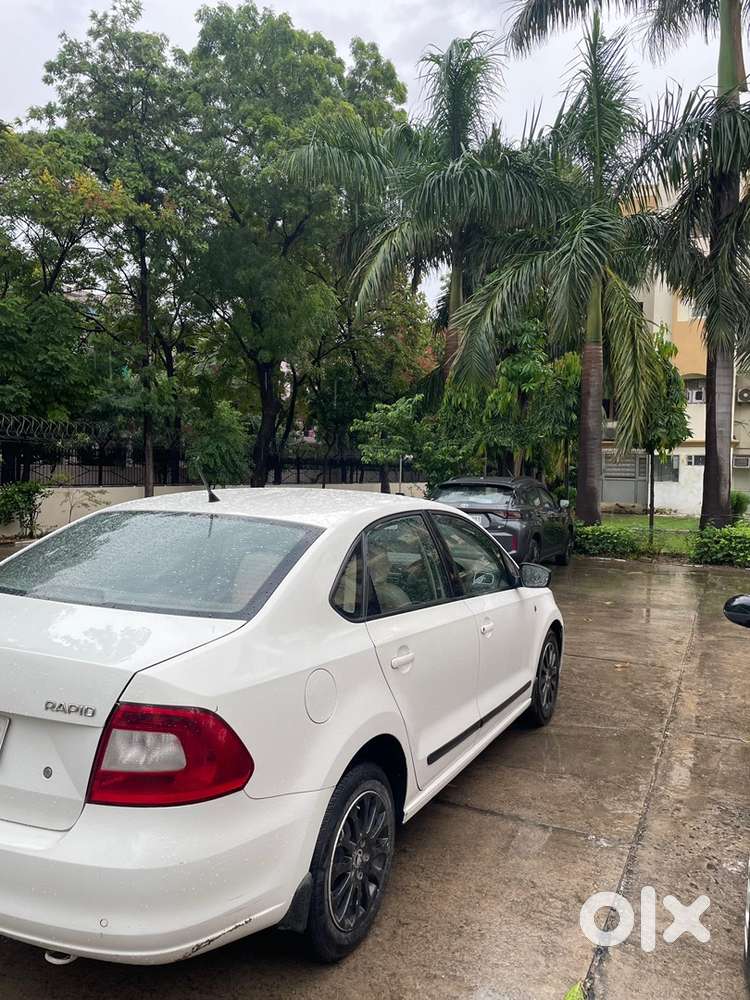 Skoda Rapid Diesel 2015